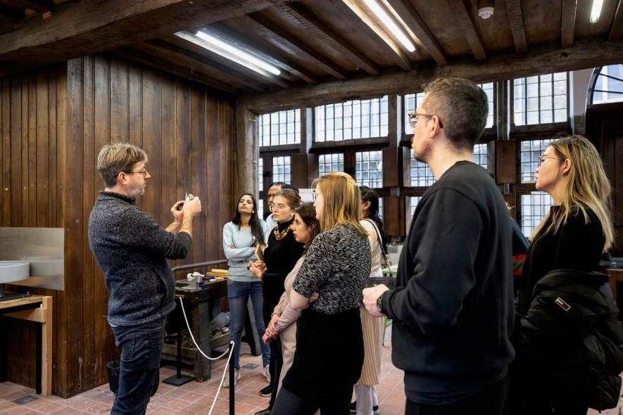 Atelierbezoek voor scholen